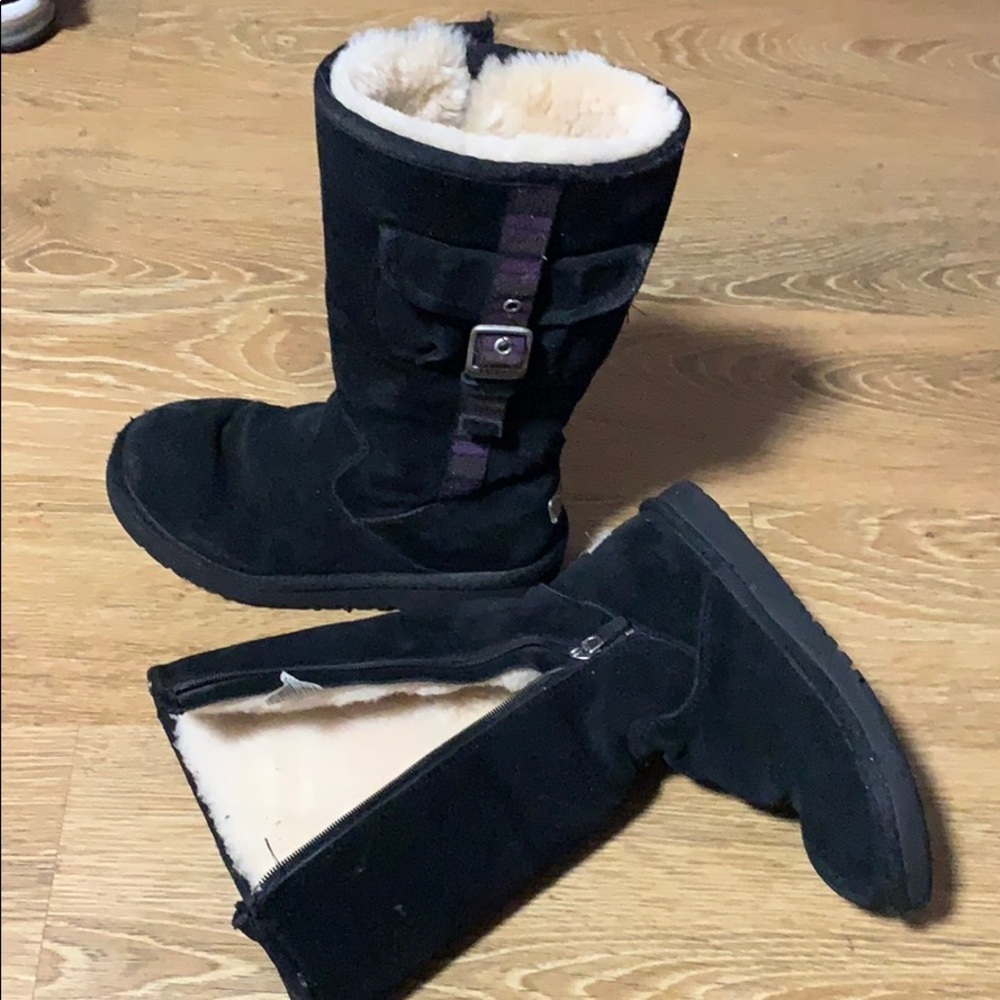 Slightly worn uugs